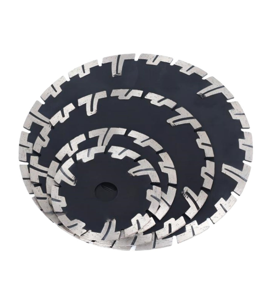 Protected teeth blade -4